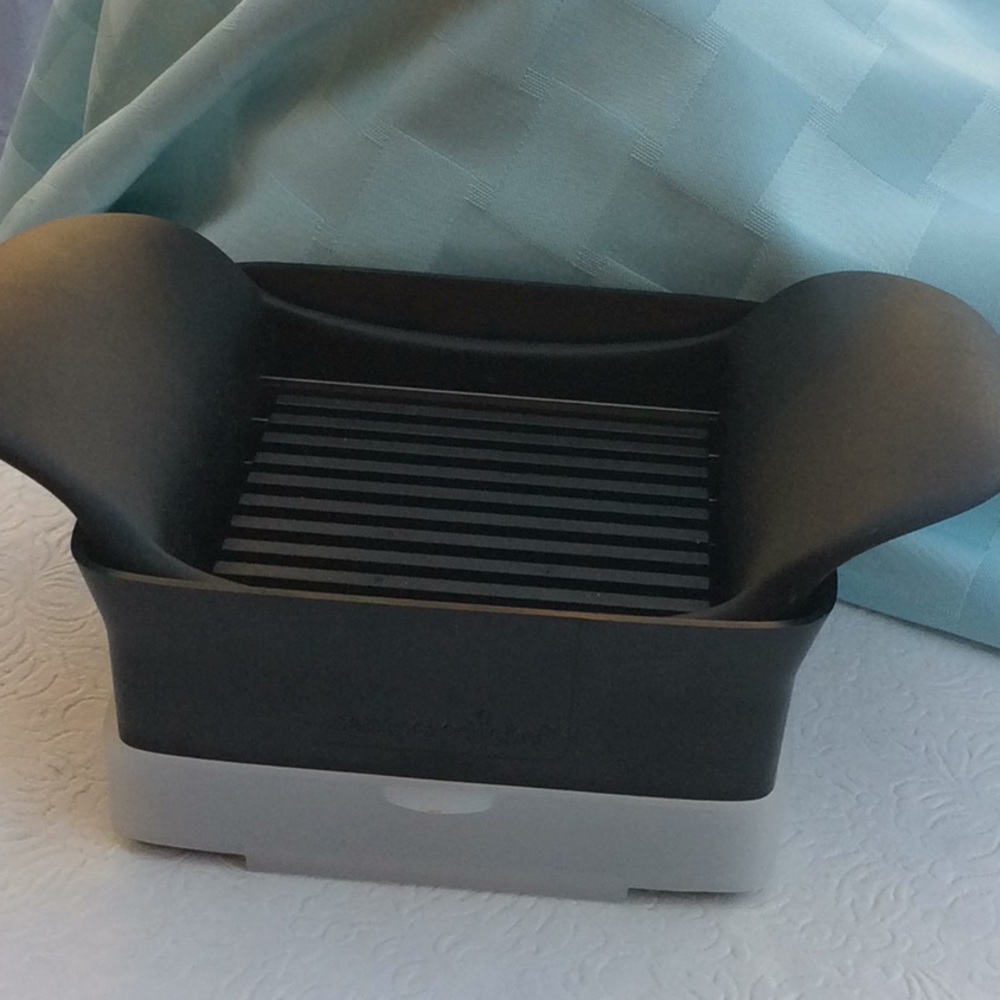 Pampered Chef Quick Slice for Veggies and Fruits